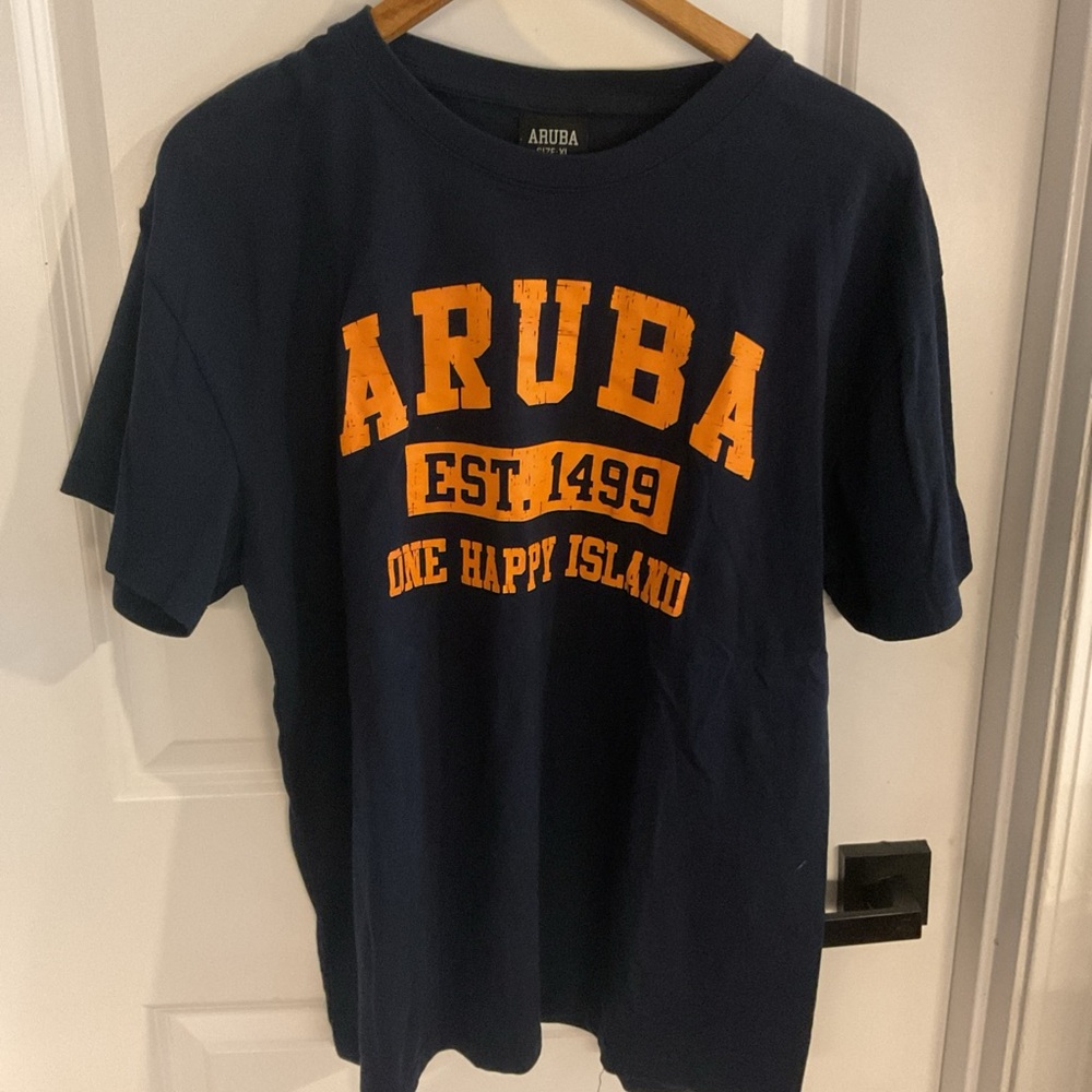 Aruba One Happy Island Short Sleeve Navy T-Shirt - Men’s Size XL